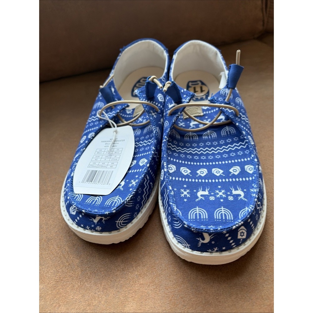 HEYDUDE Wendy Hanukkah Sweater Blue/White Sz Womens 11 - Picture 7 of 8